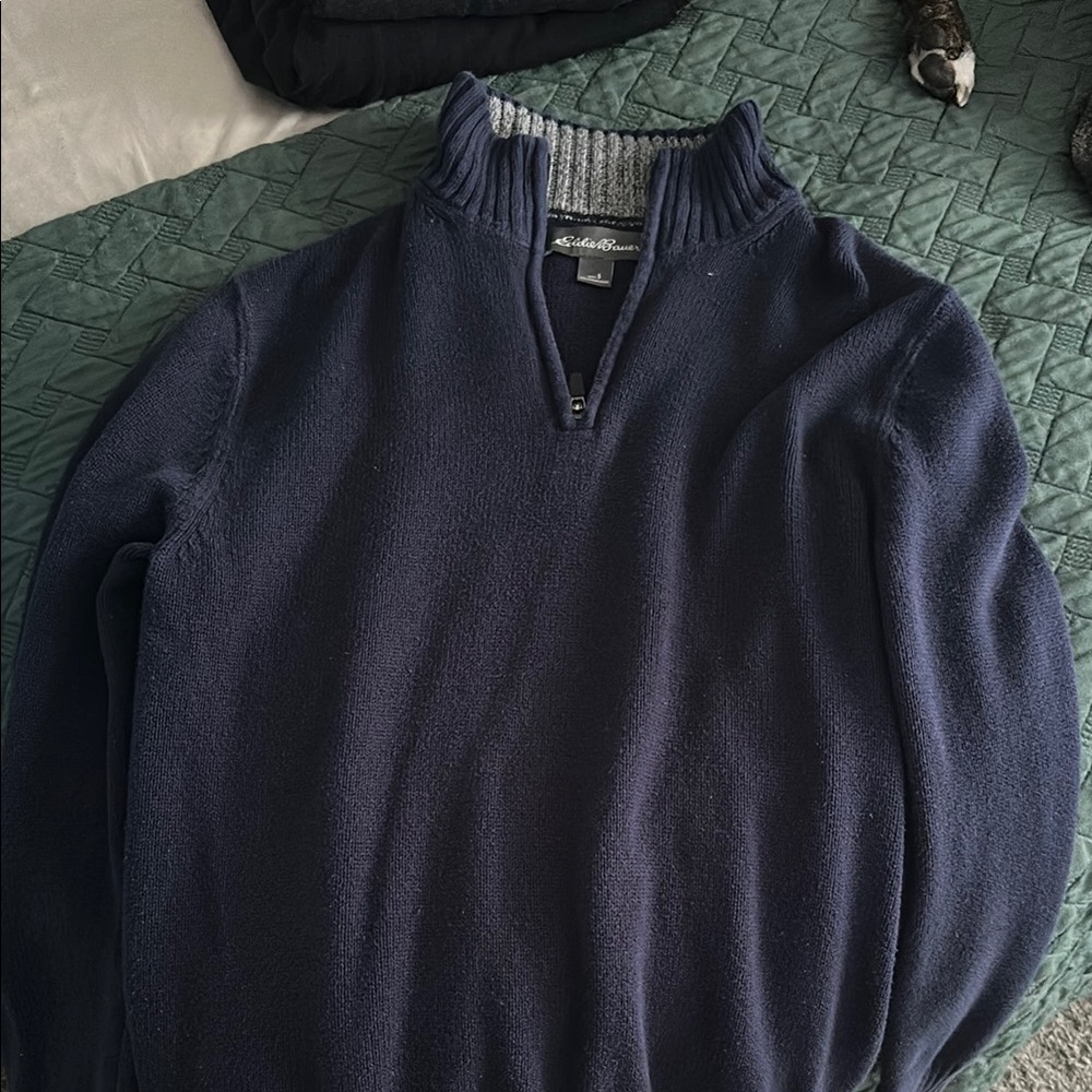Eddie Bauer Men's Blue Sweater with Gray Collar